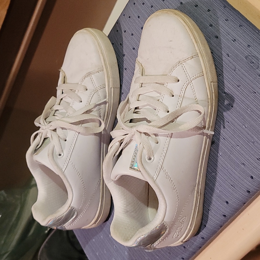 Fila sneakers- womens 8.5